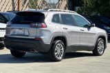 Used 2021 Jeep Cherokee Latitude Lux image 3
