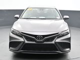 Used 2021 Toyota Camry SE image 2