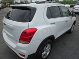 Used 2020 Chevrolet Trax LT w/ Sun & Sound Package image 5