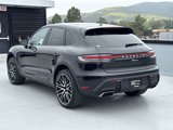 Certified 2022 Porsche Macan image 3