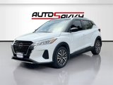 Used 2023 Nissan Kicks SV image 3