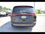 Used 2022 Chrysler Pacifica Touring-L image 3