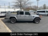 Used 2020 Jeep Gladiator Overland image 2
