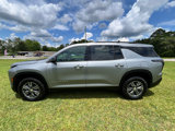 New 2025 Chevrolet Traverse LT image 2