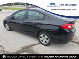 Used 2018 Chevrolet Cruze LS image 3