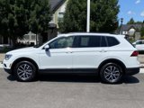 Used 2018 Volkswagen Tiguan SE w/ Panoramic Sunroof Package image 3