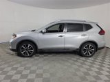 Used 2018 Nissan Rogue SL w/ Premium Package image 4