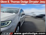 Used 2021 Chrysler Pacifica Touring-L w/ Uconnect Theater Family Group image 4