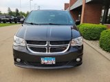 Used 2018 Dodge Grand Caravan SXT image 2