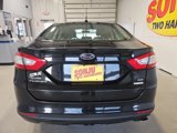 Used 2016 Ford Fusion SE w/ Equipment Group 202A image 5