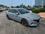 Used 2022 Hyundai Elantra SEL image 2