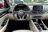 Used 2022 Nissan Altima 2.5 SV w/ SV Premium Package image 5