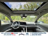 New 2025 Hyundai Elantra SEL image 3