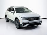 Used 2022 Volkswagen Tiguan SE image 3