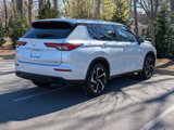 Used 2022 Mitsubishi Outlander ES image 3