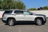 Used 2023 GMC Acadia SLT image 3