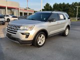Used 2018 Ford Explorer XLT w/ Equipment Group 202A image 2
