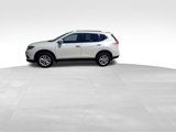 Used 2016 Nissan Rogue SV image 5