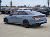Used 2021 Hyundai Elantra SEL image 4