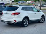 Used 2017 Hyundai Santa Fe SE image 2