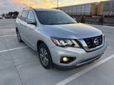 Used 2019 Nissan Pathfinder SL image 4