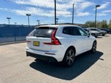 Used 2020 Volvo XC60 T5 Momentum w/ Protection Package Premier image 4