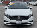 Used 2021 Volkswagen Jetta SE w/ SE Cold Weather Package image 2