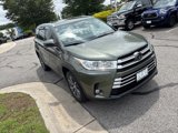 Used 2018 Toyota Highlander XLE image 5