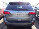 Used 2021 Jeep Grand Cherokee Laredo image 3
