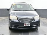 Used 2014 Chrysler Town & Country Touring image 4