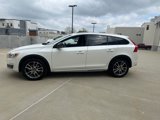 Used 2016 Volvo V60 T5 Cross Country w/ Convenience Package image 4