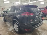 Used 2020 Nissan Rogue SV image 3