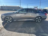 Used 2018 Honda Accord Sport image 5