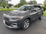 Used 2019 Jeep Cherokee Limited w/ Luxury Group image 3