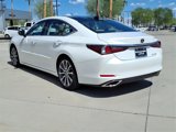 Used 2019 Lexus ES 350 image 3