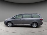 Used 2017 Toyota Sienna XLE image 2