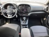Used 2023 Kia Soul LX w/ LX Technology Package image 4