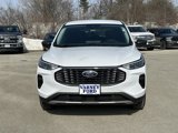New 2025 Ford Escape SE image 2