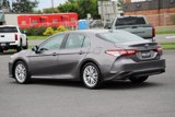 Used 2018 Toyota Camry XLE image 2
