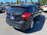 Used 2013 Ford Focus SE w/ SE Winter Pkg image 5