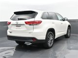 Used 2018 Toyota Highlander XLE image 6