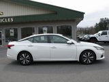 Used 2022 Nissan Altima 2.5 SV w/ SV Premium Package image 3