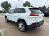 Used 2016 Jeep Cherokee Limited image 5