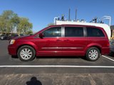 Used 2014 Chrysler Town & Country Touring image 5