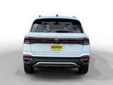 New 2025 Volkswagen Taos SE image 4