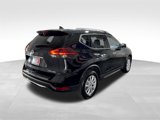 Used 2020 Nissan Rogue SV image 4
