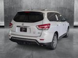 Used 2014 Nissan Pathfinder SL w/ SL Tech Package image 5