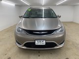 Used 2018 Chrysler Pacifica Touring-L image 3