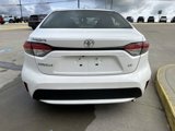 Used 2022 Toyota Corolla LE image 3