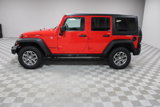 Used 2016 Jeep Wrangler Unlimited Rubicon w/ Connectivity Group image 4